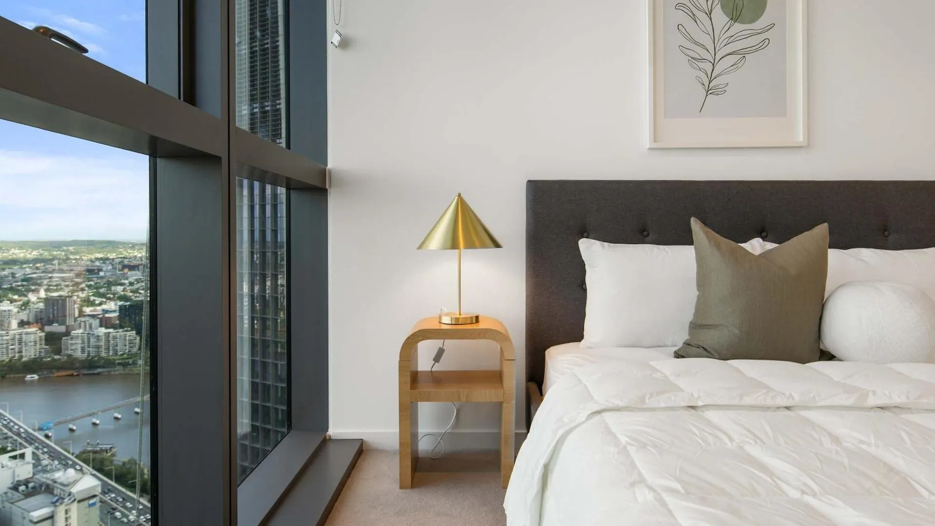 1 Bedroom In Qwr Pool Casino River Views Brisbane