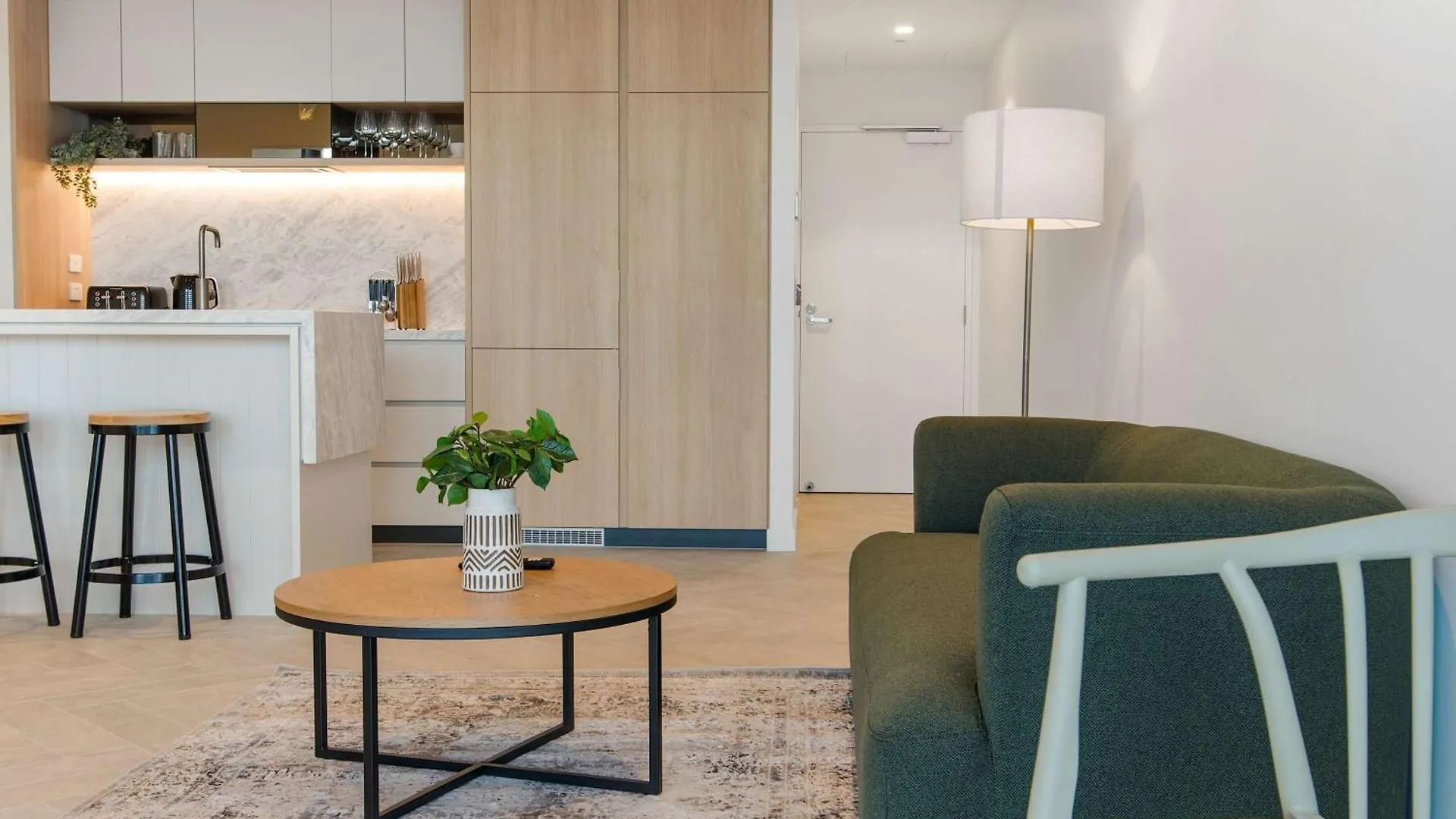 Apartment 1 Bedroom In Qwr Pool Casino River Views Brisbane