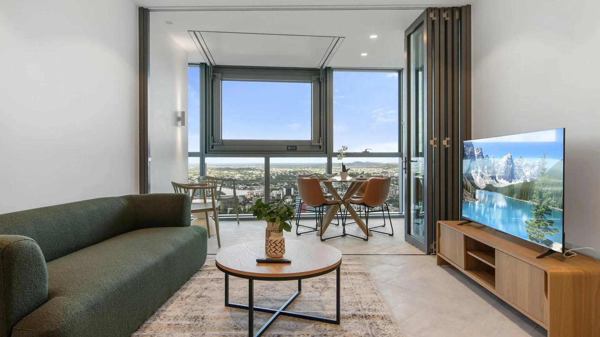 1 Bedroom In Qwr Pool Casino River Views Brisbane